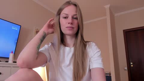 Snapshot of magic_couple13 chatting on 03/14/26, 10:21 Alice online show from 03/14/26, 10:21
