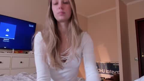 Snapshot of magic_couple13 chatting on 03/24/26, 10:53 Alice online show from 03/24/26, 10:53