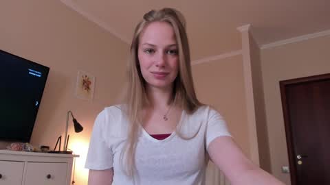 Snapshot of magic_couple13 chatting on 03/30/26, 11:22 Alice online show from 03/30/26, 11:22