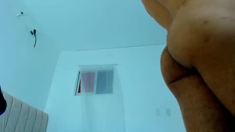 Snapshot of magic_mike_26 chatting on 10/30/25, 11:00 Magic Mike online show from 10/30/25, 11:00