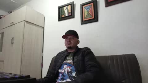 Snapshot of magic_milk23 chatting on 09/10/25, 02:22 magic_milk23 online show from 09/10/25, 02:22