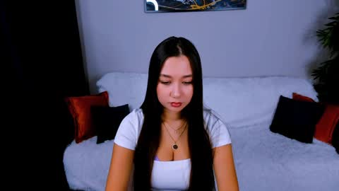 magic_phoenix online show from 01/14/25, 01:06