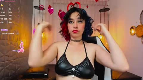 S  online show from 02/11/25, 11:12