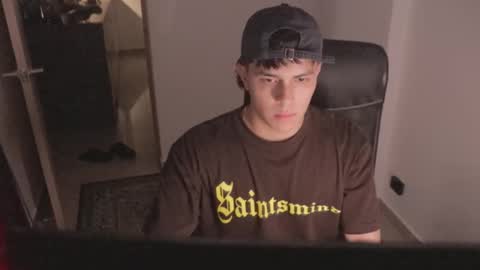 Snapshot of magic_tony chatting on 09/14/25, 02:33 Tony Hoffa online show from 09/14/25, 02:33