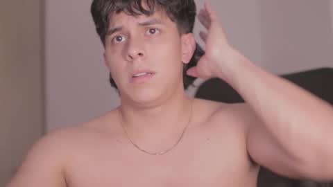 Snapshot of magic_tony chatting on 10/15/25, 03:06 Tony Hoffa online show from 10/15/25, 03:06