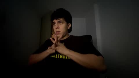 Snapshot of magic_tony chatting on 10/22/25, 10:42 Tony Hoffa online show from 10/22/25, 10:42