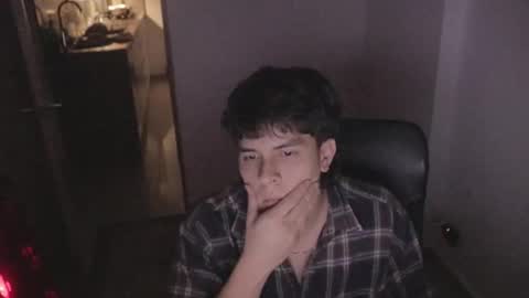 Snapshot of magic_tony chatting on 10/26/25, 12:16 Tony Hoffa online show from 10/26/25, 12:16