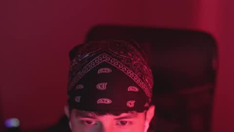 Snapshot of magic_tony chatting on 11/05/25, 01:27 Tony Hoffa online show from 11/05/25, 01:27