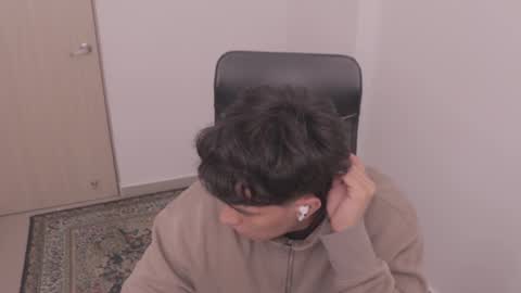 Snapshot of magic_tony chatting on 11/14/25, 06:17 Tony Hoffa online show from 11/14/25, 06:17