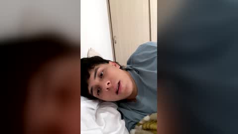 Snapshot of magic_tony chatting on 12/03/25, 04:16 Tony Hoffa online show from 12/03/25, 04:16