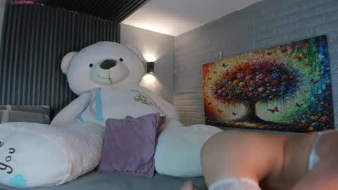 Snapshot of magic_zahara chatting on 05/31/26, 04:09 magic_zahara online show from 05/31/26, 04:09