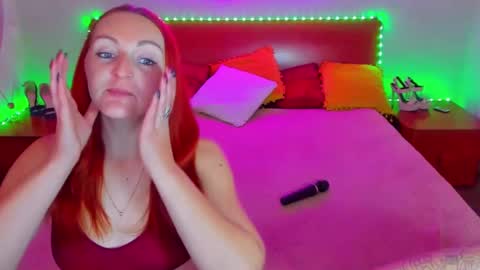 Lili and Bella online show from 12/05/24, 07:38