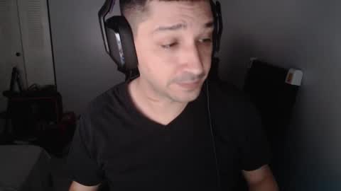 Snapshot of magicjawn chatting on 01/07/25, 01:38 magicjawn online show from 01/07/25, 01:38