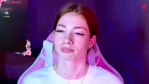 Snapshot of magicladyy chatting on 10/15/25, 07:47 Angel online show from 10/15/25, 07:47