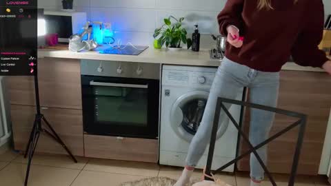 MagicLove online show from 10/02/25, 05:36