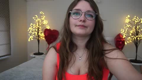 Emily online show from 03/11/25, 07:04