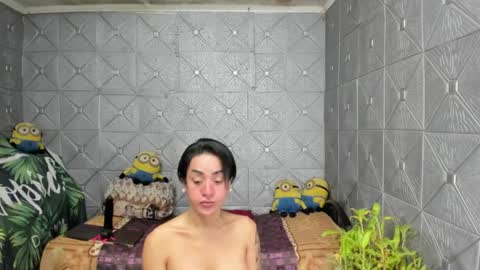 Snapshot of magicsaya chatting on 10/31/25, 02:40 TsKaycee online show from 10/31/25, 02:40