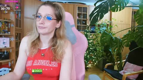 Nicole online show from 12/17/24, 01:39