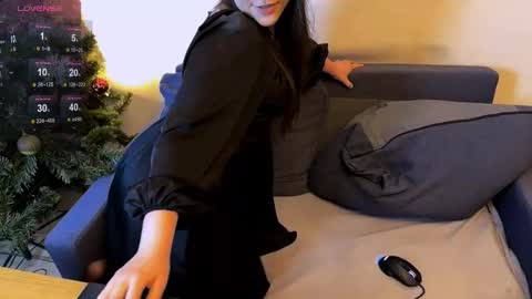 Snapshot of magisuw chatting on 02/11/26, 02:22 Jade online show from 02/11/26, 02:22