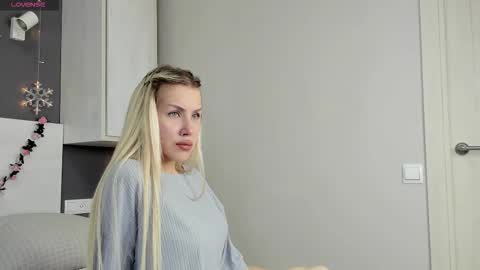 Sasha online show from 11/28/25, 01:03