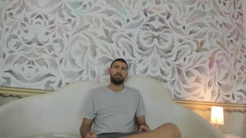 Magnus Alejo online show from 11/05/25, 11:21