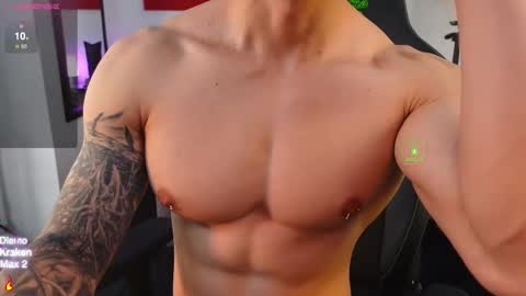 Snapshot of magnus_savage chatting on 10/05/25, 04:16 If you want me to use the Lovense please let me know -- online show from 10/05/25, 04:16