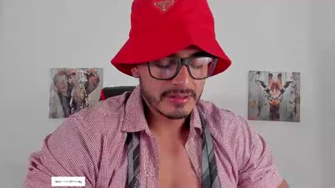Magnusclark online show from 07/28/26, 07:39