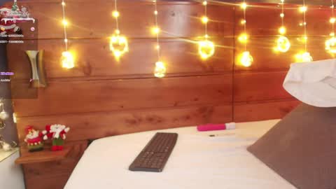 Snapshot of mahia_queen chatting on 12/22/24, 02:06 Dani online show from 12/22/24, 02:06