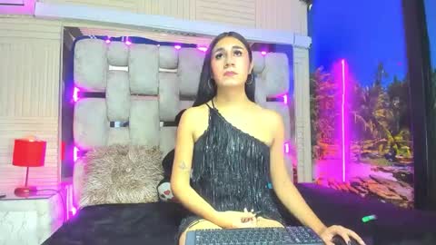 Snapshot of mahiara_hot chatting on 05/27/26, 02:25 mahiara hot online show from 05/27/26, 02:25