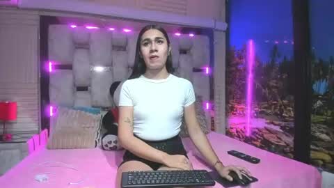 mahiara hot online show from 07/27/26, 12:23