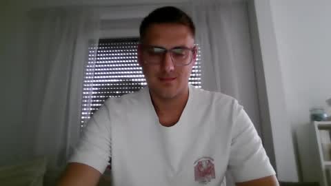 Snapshot of mahrcuhs chatting on 07/09/26, 07:45 mahrcuhs online show from 07/09/26, 07:45