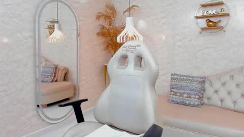 Snapshot of mai_bigboobs chatting on 12/04/25, 11:41 Mai Bigboobs online show from 12/04/25, 11:41