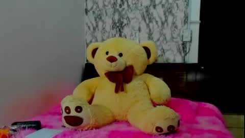 Maia Bronce online show from 05/04/26, 12:06