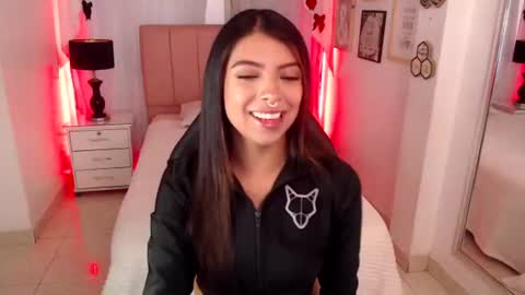 Snapshot of maia_reficco chatting on 07/29/26, 11:30 Maia Reficco online show from 07/29/26, 11:30