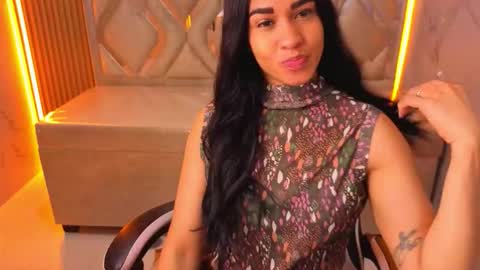 Online 800 to 1400 online show from 12/15/25, 12:53