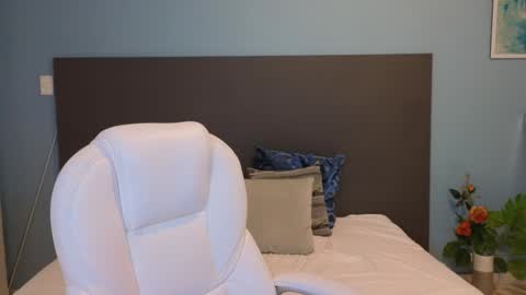 Maiaa Ruiz  online show from 12/02/24, 03:03