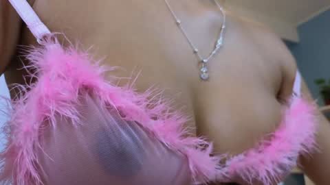 Maiaa Ruiz  online show from 12/04/24, 03:10