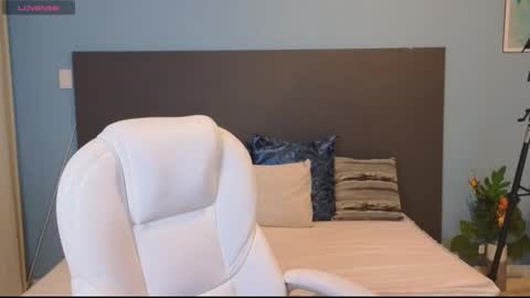 Maiaa Ruiz  online show from 12/28/24, 01:06