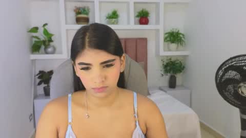 Maiaa Ruiz  online show from 05/13/26, 01:30