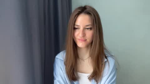 M I A online show from 05/07/26, 07:25