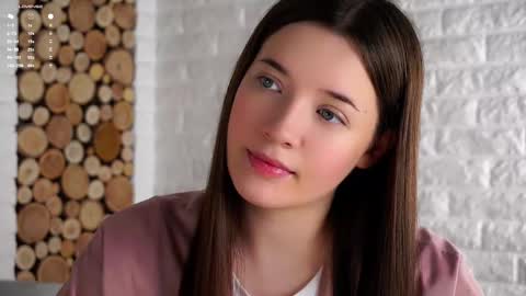 Snapshot of maidabuoy chatting on 09/26/25, 01:20 Lucy online show from 09/26/25, 01:20