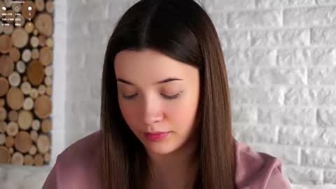 Snapshot of maidabuoy chatting on 10/03/25, 03:14 Lucy online show from 10/03/25, 03:14