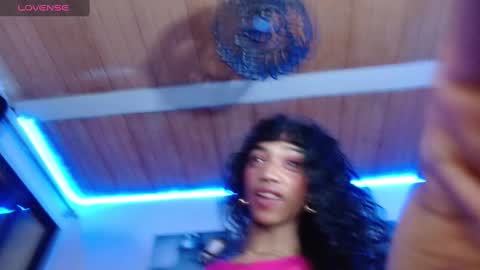 Bella Maidi online show from 01/05/25, 01:47