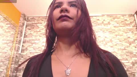 maidy19 online show from 01/23/25, 03:22
