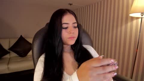 Snapshot of maiiitee_ chatting on 10/03/25, 02:08 Mait online show from 10/03/25, 02:08