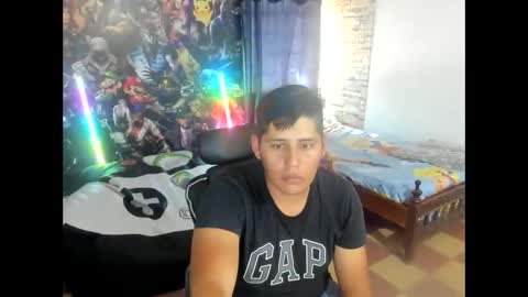 Snapshot of maiker_lozano_ chatting on 10/26/25, 07:20 maiker lozano online show from 10/26/25, 07:20