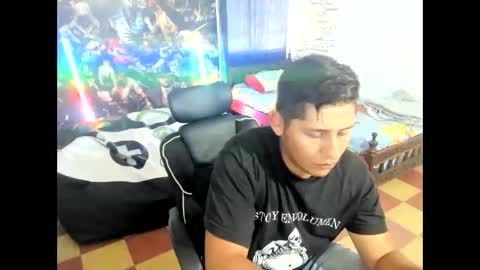 Snapshot of maiker_lozano_ chatting on 10/27/25, 07:07 maiker lozano online show from 10/27/25, 07:07