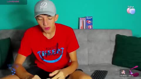 Maikol online show from 10/21/25, 12:17