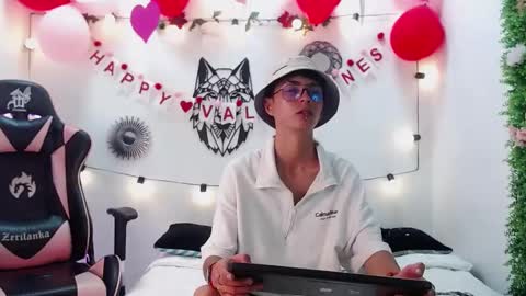 Snapshot of maiky_cooper chatting on 02/09/25, 03:53 Maiky Cooper online show from 02/09/25, 03:53