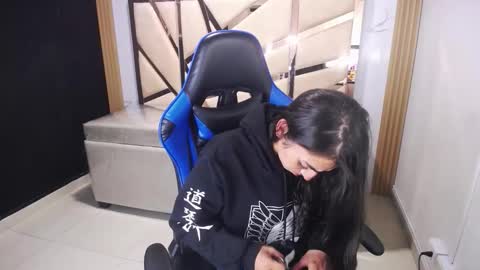 Maily online show from 12/16/25, 03:55